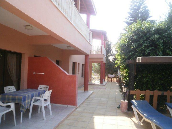 Anastasia Holiday Apartments Klorakas Bagian luar foto